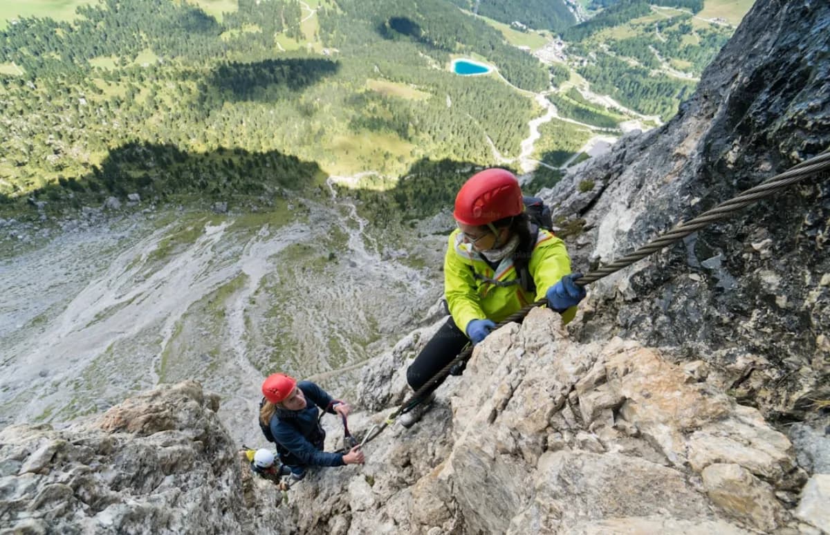Aventura en Pareja en las Dolomitas: Ideas Romanticas