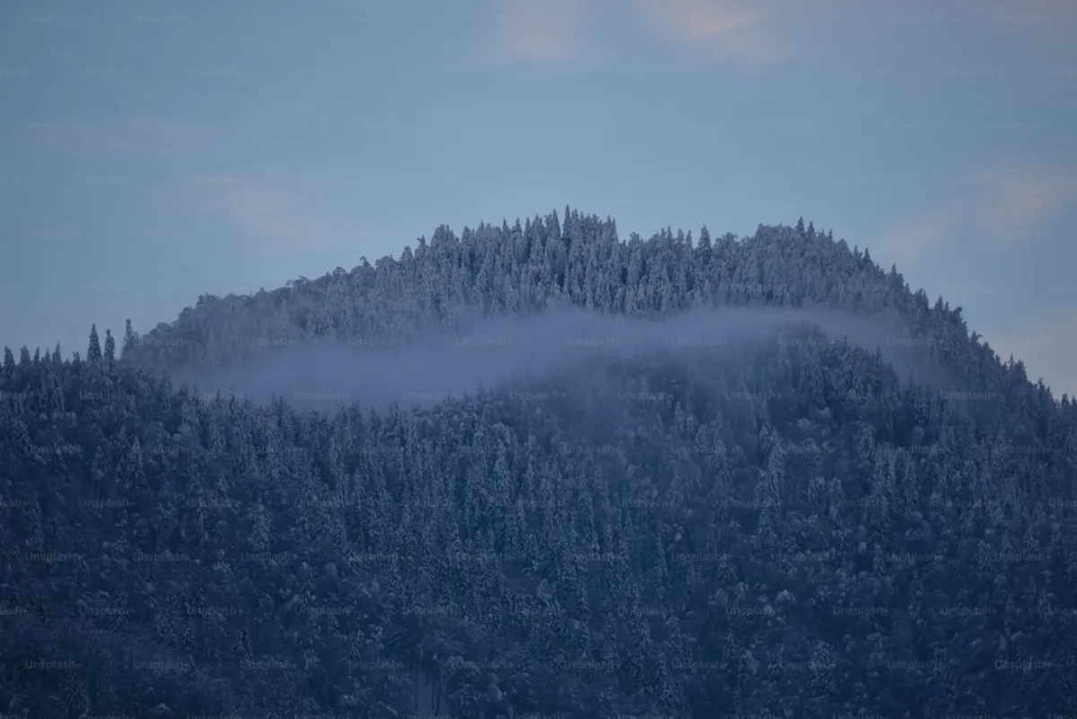 November in den Dolomiten: Brueckentage und Schnee